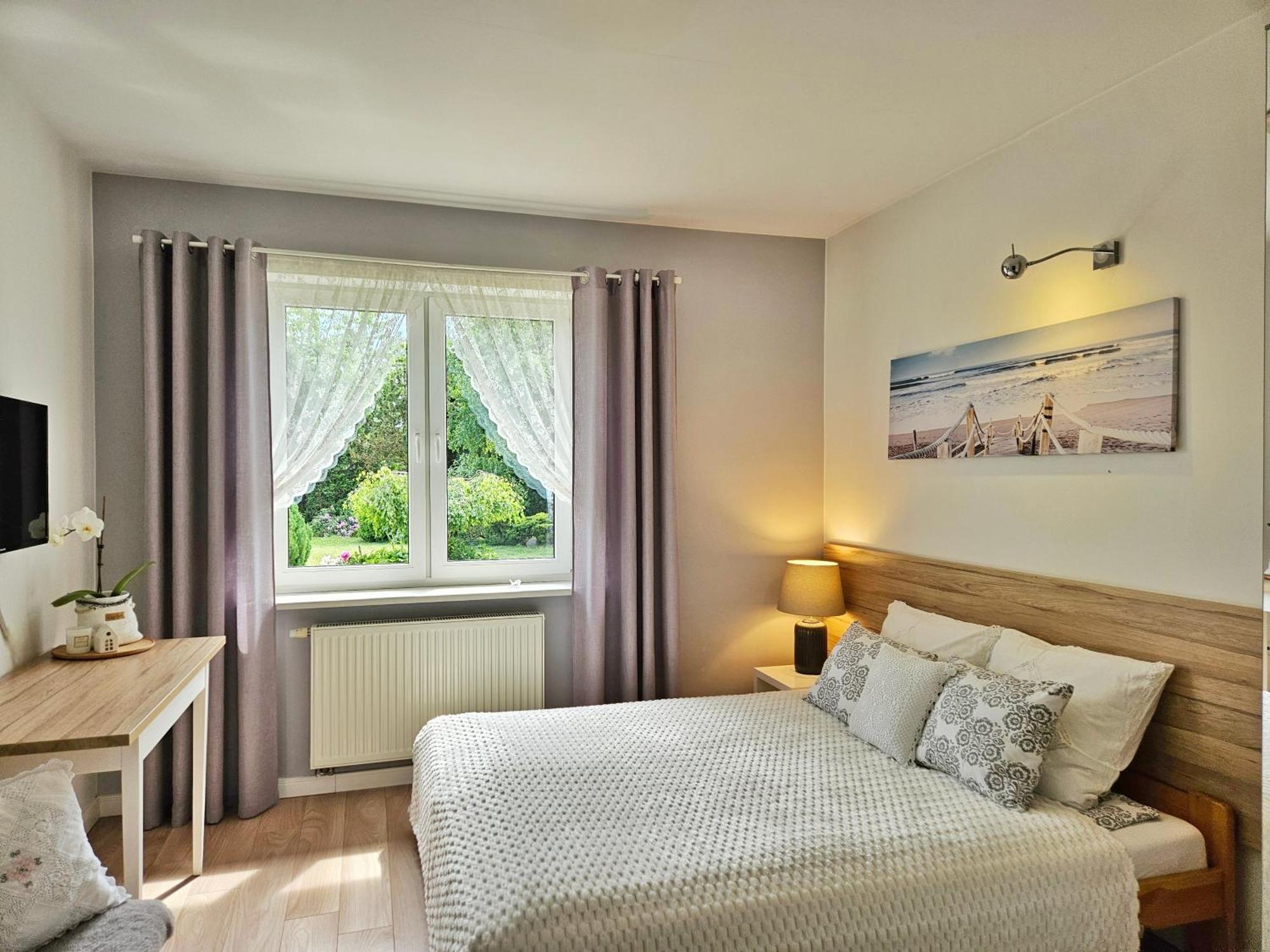 Apartament Garden- Parking, Ogrodek, Cicha Okolica Pruszcz Gdanski Ngoại thất bức ảnh